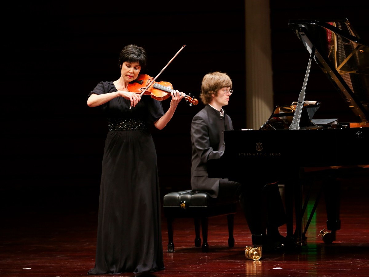 JULIA BUSHKOVA VIOLIN RECITAL, SHANGHAI, CHINA